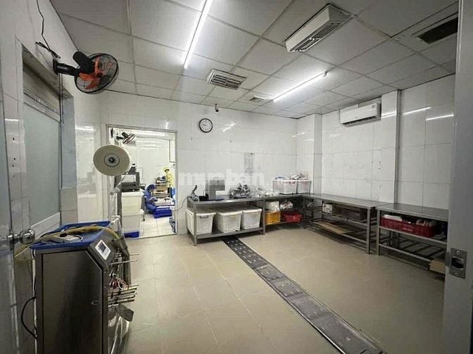 Cho Thuê Kho Mặt Tiền Quốc Lộ 13, P.Hiệp Bình Chánh– Thủ Đức_DT: 750m2