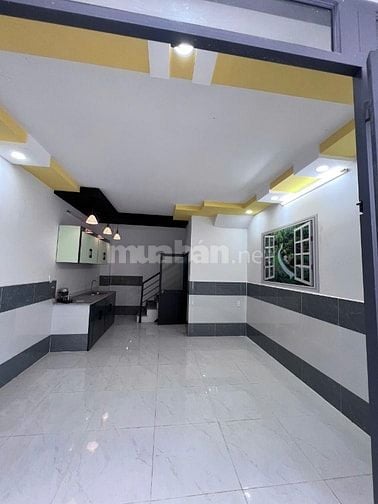 Chính chủ bán nhà 2 tầng gần chợ, sổ hồng riêng, dân cư đông, giá chỉ 