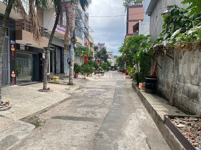 Bán nhà hẻm số 9 Tô Hiệu, phường Tân Thới Hòa, quận Tân Phú, Tp.HCM