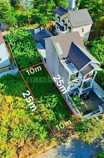 Nền Biệt Thự Hoàng Anh Minh Tuấn Đối diện Global City