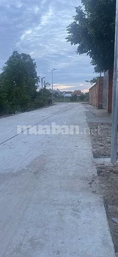 CC cần bán đất NT Châu Văn Liêm, TT Hậu Nghĩa gần VINHOMS 