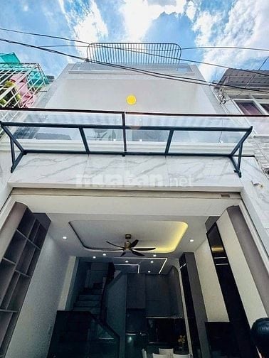 Bán nhà Cao Thắng Q10, 60m2, hẻm ô tô, thu nhập 15tr/tháng chỉ 2.8 tỷ