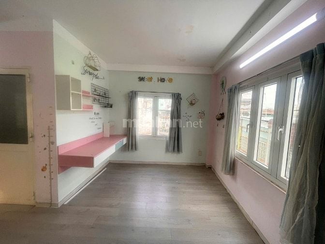 Bán nhà làm căn hộ cho thuê, đúc thật, đường Huỳnh Văn Bánh, Phú Nhuận