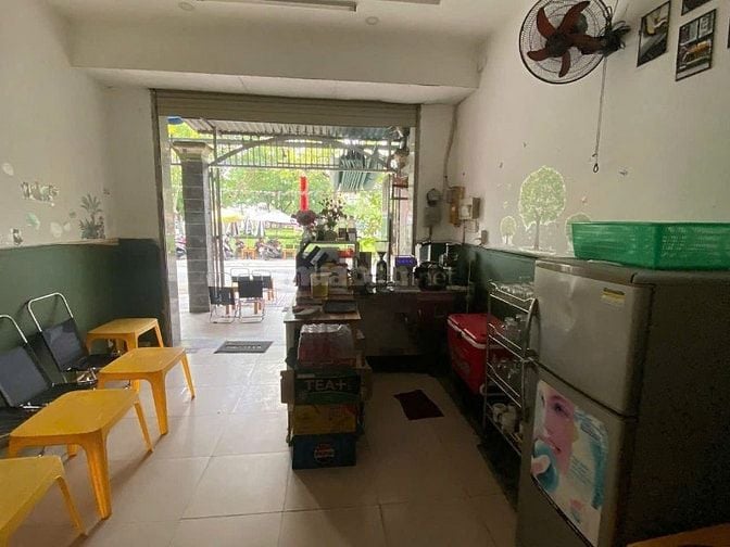 Sang quán cafe hoặc share mặt bằng
