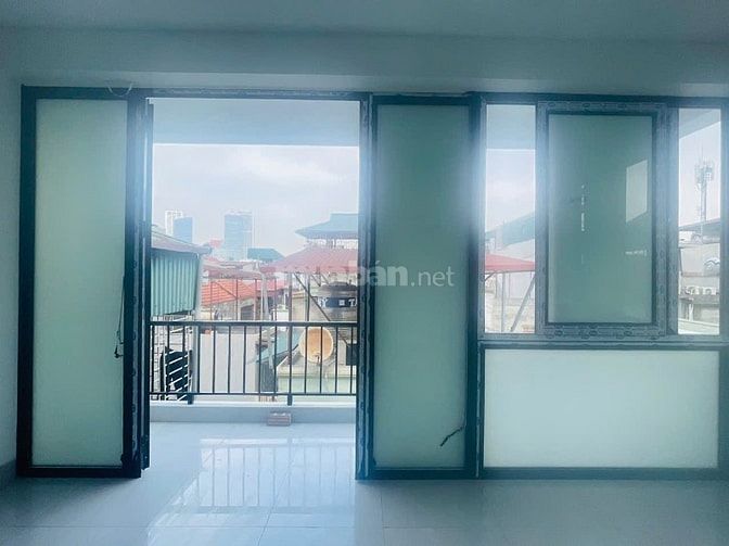 Cho thuê phòng full đồ phố Đào Tấn, gần công viên Thủ Lệ, Ba Đình 