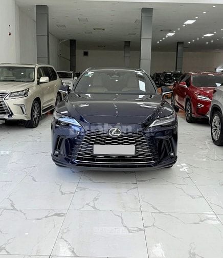 Bán Lexus RX350 Premium sản xuất 2024, lăn bánh 8000Km.