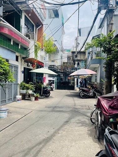 Bán nhà riêng 33m², 4PN, Lê Văn Sỹ, P1 Tân Bình – hẻm xe hơi