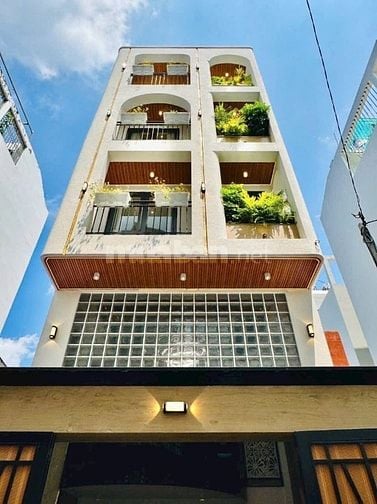 Đi nước ngoài định cư bán gấp nhà ở đường Phùng Hưng, phường 14, quận 