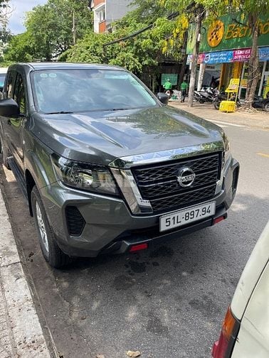 Cho thuê xe bán tải nissan navara đời 2025