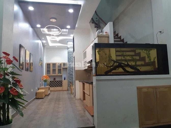 Bán nhà ngõ phố Nguyễn Đức cảnh