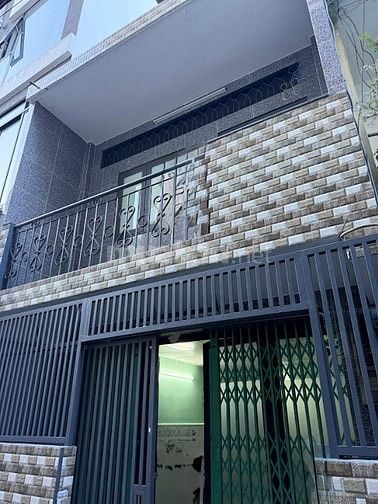 cho thuê nhà trịnh đình trọng 4m x 12m 1 trệt 1 lầu giá 8,2 triệu