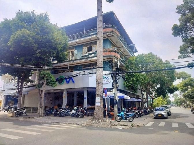Nhà Góc 2 Mặt Tiền: 218 - 220, Đường số 19, P. Bình Trị Đông_DT:600m2