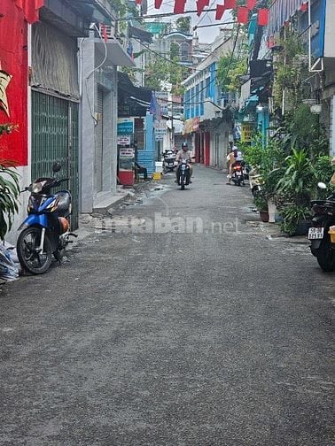Bán Nhà: hẻm Hoàng Xuân Nhị, P.Phú Trung, Q.Tân Phú -dt:4x11m trệt, 1L