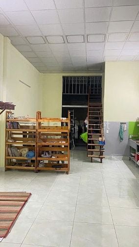 Nhà mặt tiền TX43, cách Hà Huy Giáp 100m, sát trường cao đẳng điện lực
