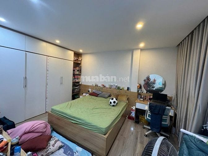Chính chủ bán nhà Long Biên 5 tầng 4pn