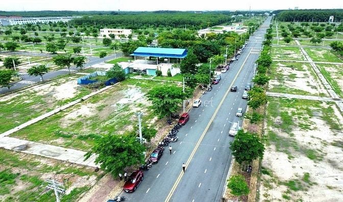BÁN GẤP LÔ ĐẤT MẶT TIỀN ĐƯỜNG NHỰA 12M - ĐẤT MẶT TIỀN GIÁ 950tr