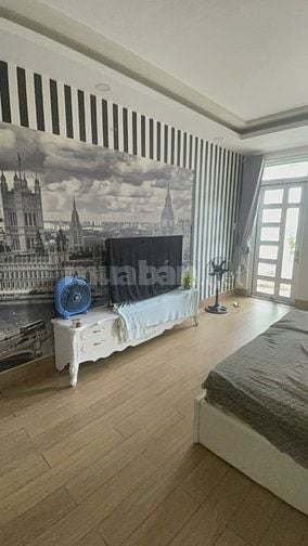 Cho thuê nhà 5 tầng (4PN, 5WC) Nguyễn Văn Trỗi Phú Nhuận giá 30 triệu