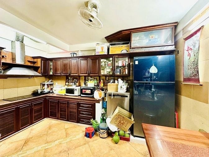 MẶT TIỀN KINH DOANH ĐỒNG ĐEN - NGANG 4.5M - ĐOẠN ĐẸP NHẤT - CÓ VỈA HÈ 