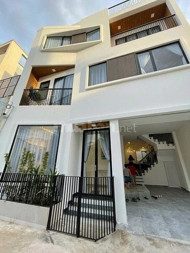 HÀ 4 TẦNG BTCT – NGAY VÕ VĂN NGÂN, LINH TÂY – 5PN – GIÁ CHỈ 8,25 TỶ  