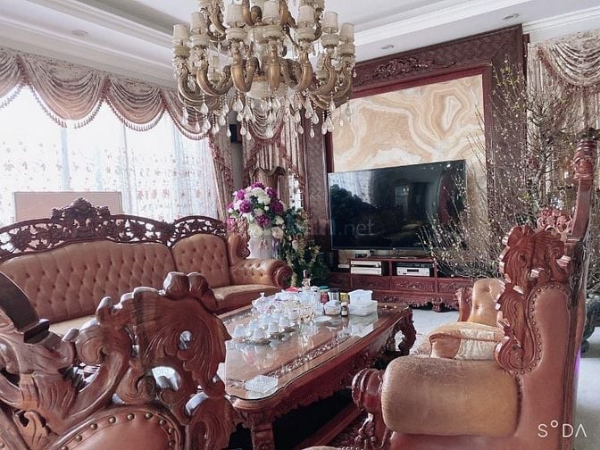 Hiếm, biệt thự Tràng An Phùng Chí Kiên - Cầu Giấy - 250m2 x 5T x MT 9m