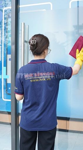 CÔNG TY tuyển 1 nữ Cơ động Dịch vụ vệ sinh