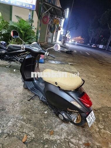 Bán xe Vespa ít đi