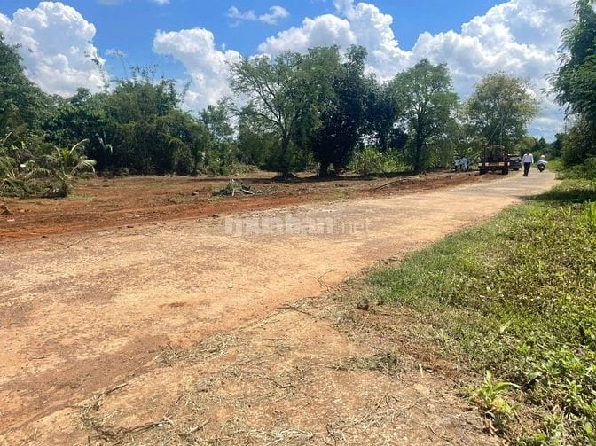 Hót Hót Hót!! Bán Lô Đất Thổ Cư Giáp Sân Bay Long Thành. Giá 430TR.