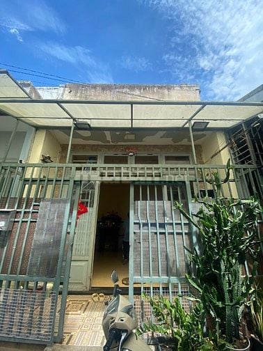 Bán nhà chính chủ - hẻm xe hơi vào tận nơi, ra mặt tiền chỉ 20m