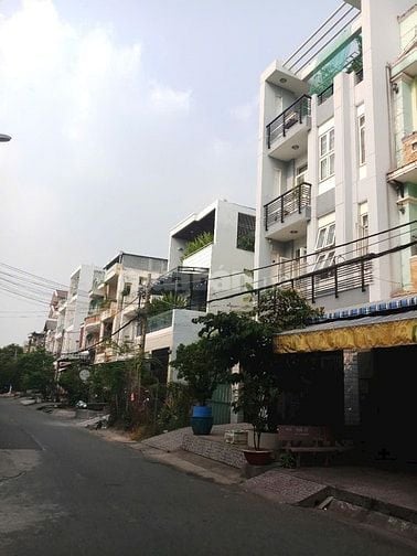 BÁN GẤP Nhà đường Hoàng Kim Giao F5Q8 dt: 4x26m, lửng, 2 lầu, 1 ST 