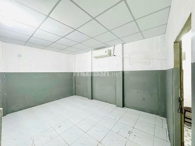 Cho thuê phòng 18m2 có máy lạnh