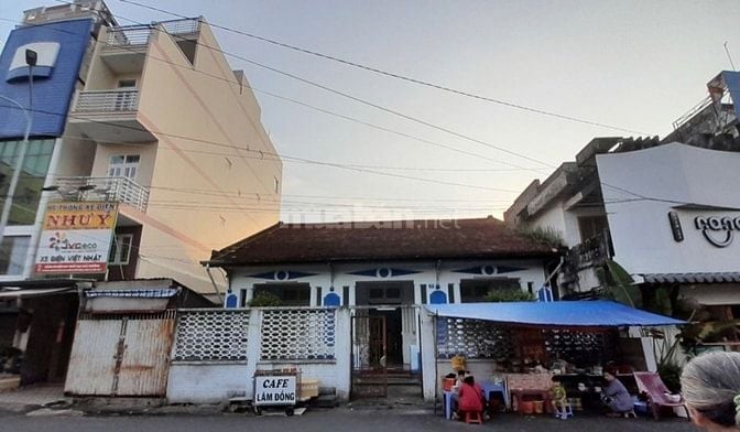 Nhà cổ đẹp 200m2, tiện kd cà phê văn phòng , khu hành chính tỉnh