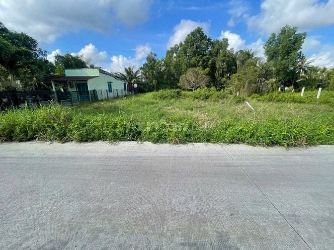 Bán đất Bình Đông, Tiền Giang, 105m², sổ hồng riêng, giá chỉ 1.3 tỷ