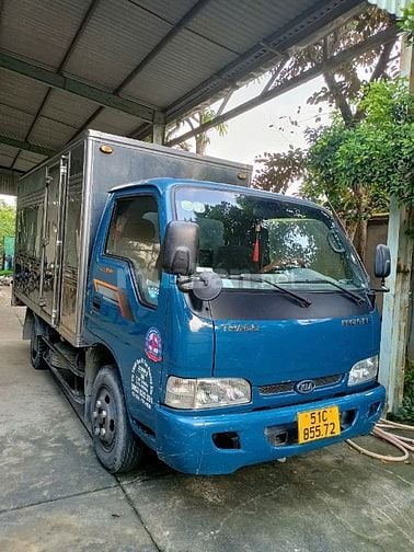 Bán xe tải đời 2016,  chạy 60.000km, màu xanh, giá bán 280tr