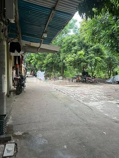 BÁN NHÀ ĐẠI LINH NAM TỪ LIÊM 121m 2,8 TỶ C4 MT 4m. NGÕ THÔNG RỘNG, Ô T