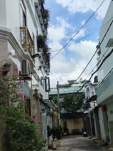 Cho thuê gấp NC nhà mới Hẻm 4 m Nơ Trang Long,P13,Bình Thạnh