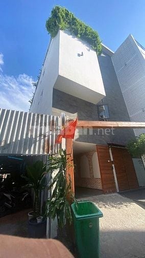 Căn hộ DV 31 phòng , bảo vệ, dòng tiền ổn định .
