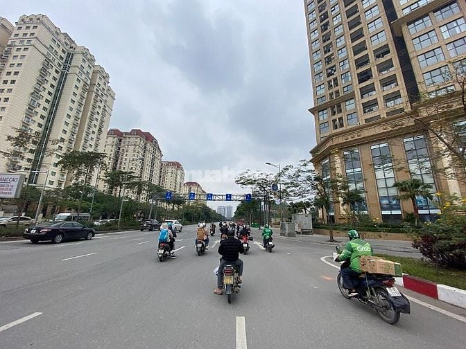 BÁN TÒA  PHÒNG 7 TẦNG + 1 HẦM – MẶT PHỐ VÕ CHÍ CÔNG – TÂY HỒ – HÀ NỘI 