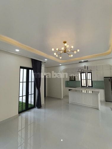 Chuyên nhận cái tạo nhà cũ văn phòngChống chống thấm