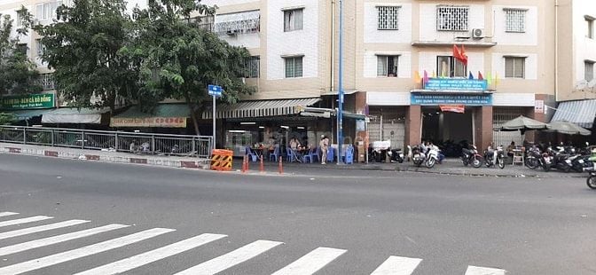 Căn hộ chung cư mặt tiền tầng trệt đường Vũ Huy Tấn kinh doanh sầm uất