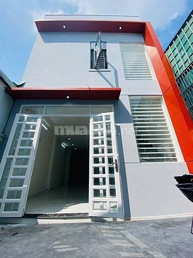 BÁN NHÀ SHR 1 TRỆT 1 LẦU ngang 5 CHỈ 3TY3 580TR 