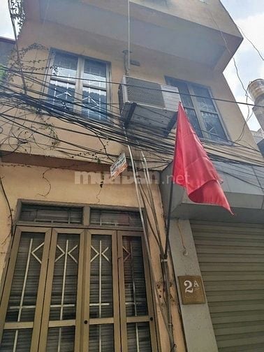 Bán nhà trong ngõ phố Lĩnh Nam, Hoàng Mai, DT 25m2 xây 4 tầng