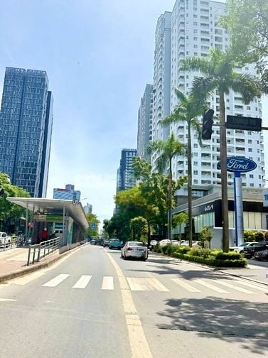 Bán nhà ngõ 10 Láng Hạ 41m2x5T, lô góc,kinh doanh,ngõ thông,giá 14.8tỷ