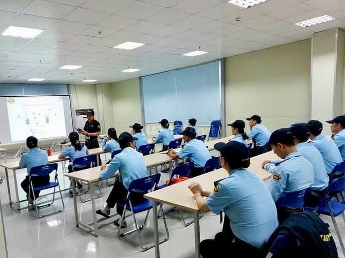 CTY HNK tuyển bảo vệ làm tại Tòa Nhà - Văn Phòng Quận 3, Quận 7