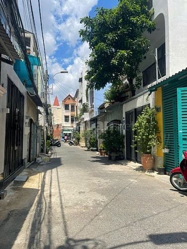 Bán nhà 52m2 đường oto ngay chợ đo đạc P. An Khánh, Thủ Đức