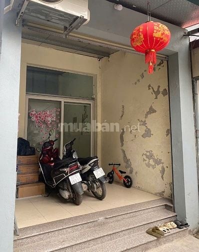 SIÊU PHẨM DÂN TRÍ CAO NHÀ PHỐ Ỷ LA, HÀ ĐÔNG