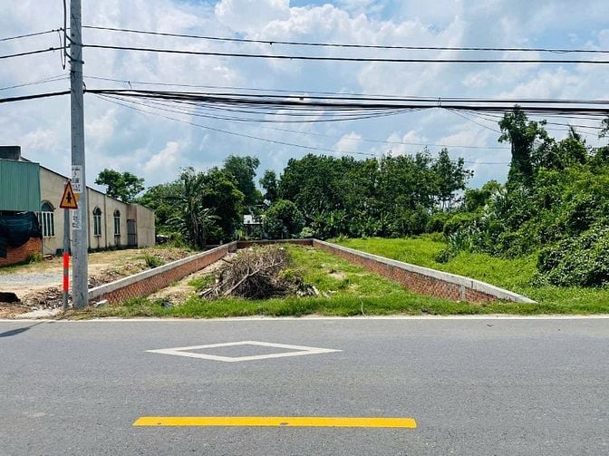 Kẹt Vốn Cần Bán Đất Mặt Tiền Tỉnh Lộ 7, 484m2, Sổ Hồng Riêng "Giá Tốt"