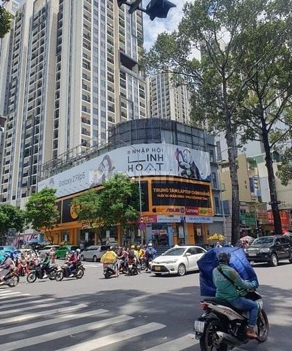 Bán gấp MT 8m Cao Thắng Q10, 8x20, Hầm 8 tầng, HĐT 160tr, 75 tỷ TL
