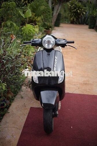 Vespa nhập xăng cơ bán rẻ cho ai có đam mê dọn lại