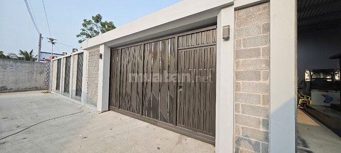 Chủ kẹt tiền cần bán nhà vườn đẹp như resort chỉ cách Tp.HCM 9km