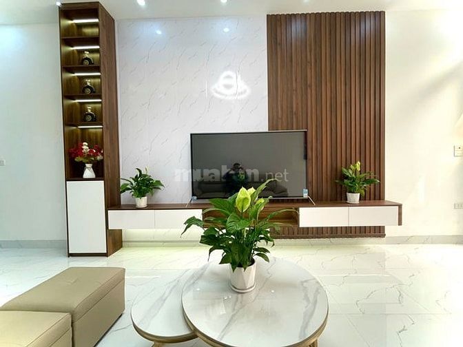 Bán Gấp Nhà Lô Góc Ô tô Đỗ Cửa Mỹ Đình Nam Từ Liêm 40m2-6 Tầng- Giá ch